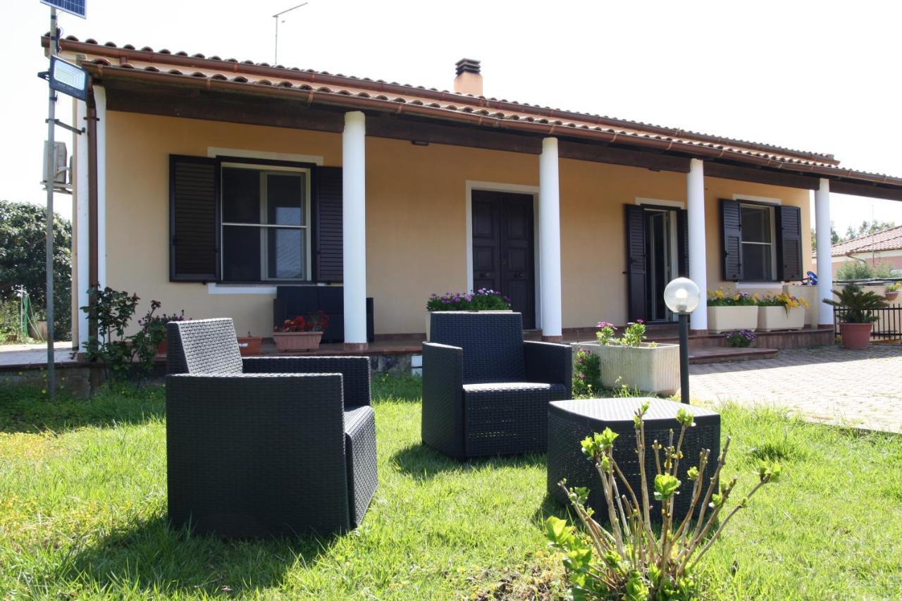 Villa Cabirol Fertilia Exterior photo
